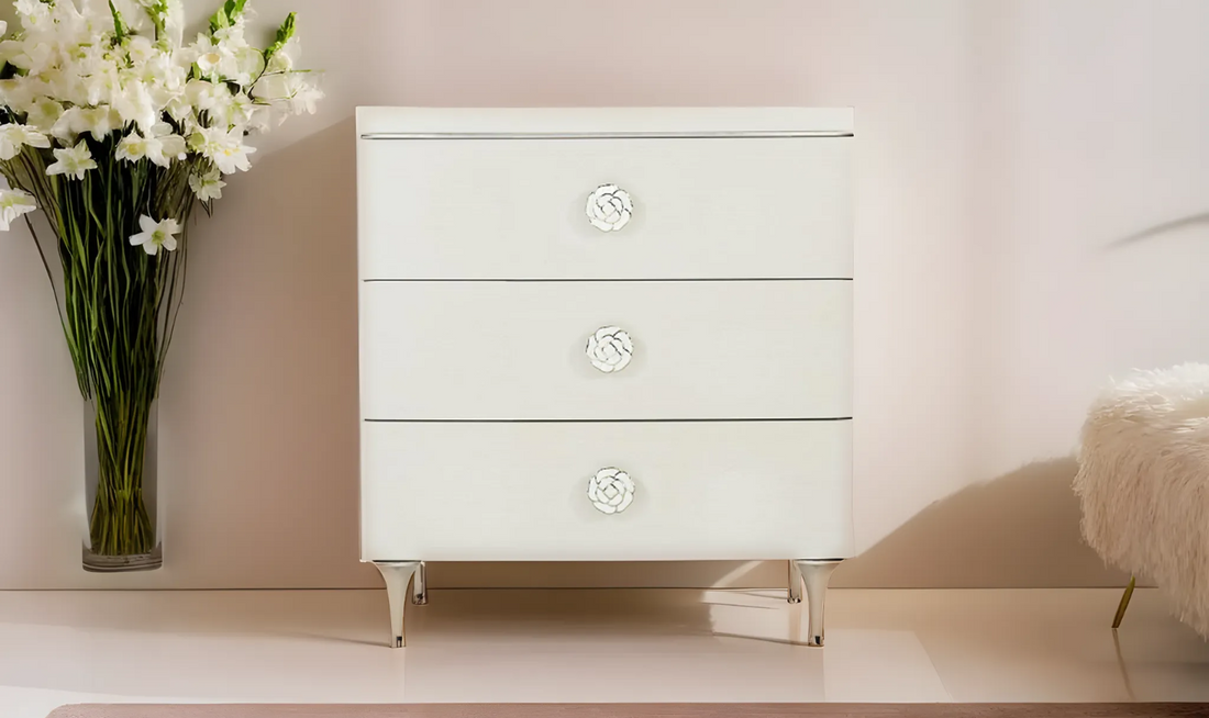 Bernhardt Silhouette 3 Drawers Nightstand In Eggshell